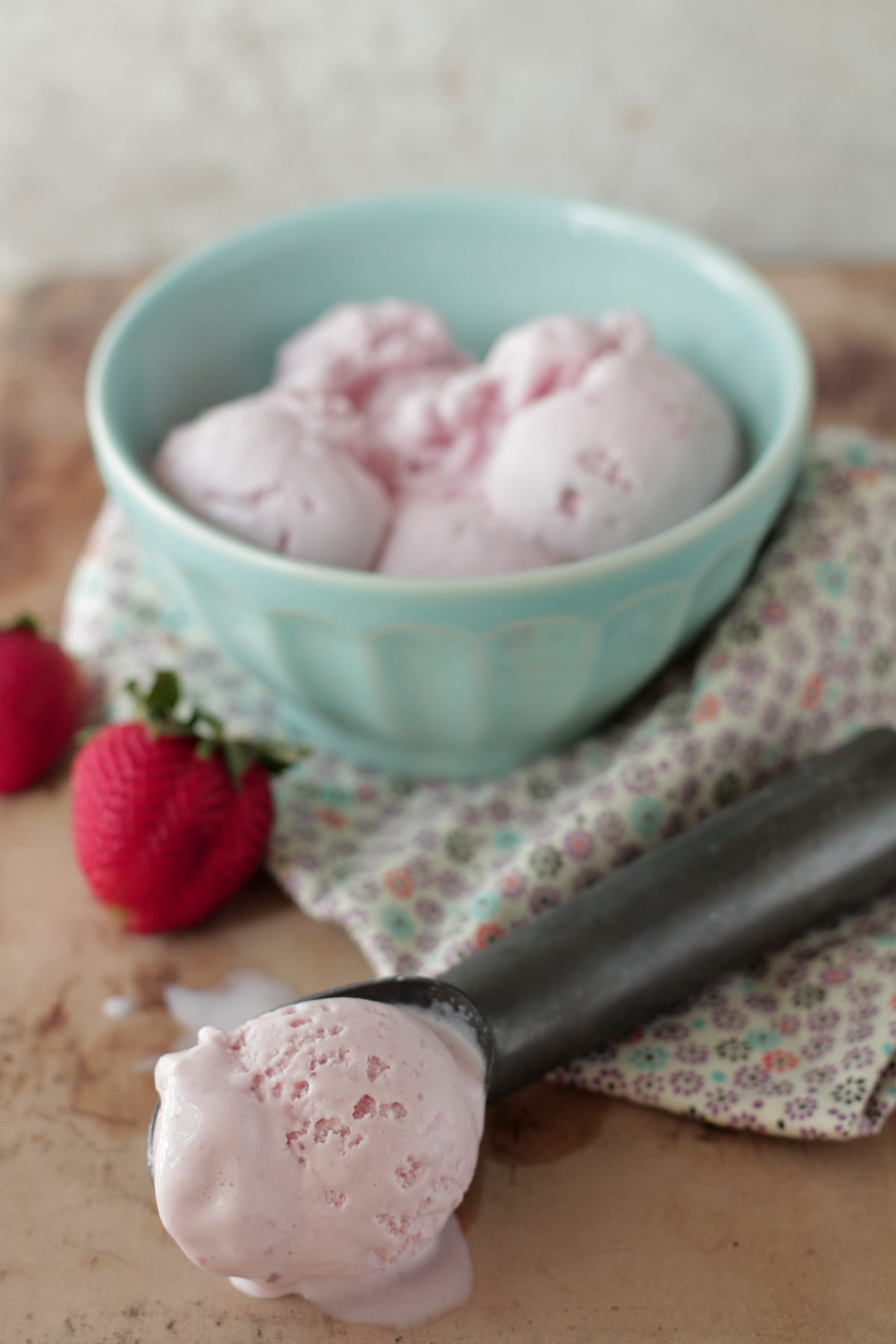 Homemade Strawberry Ice Cream - Live Simply