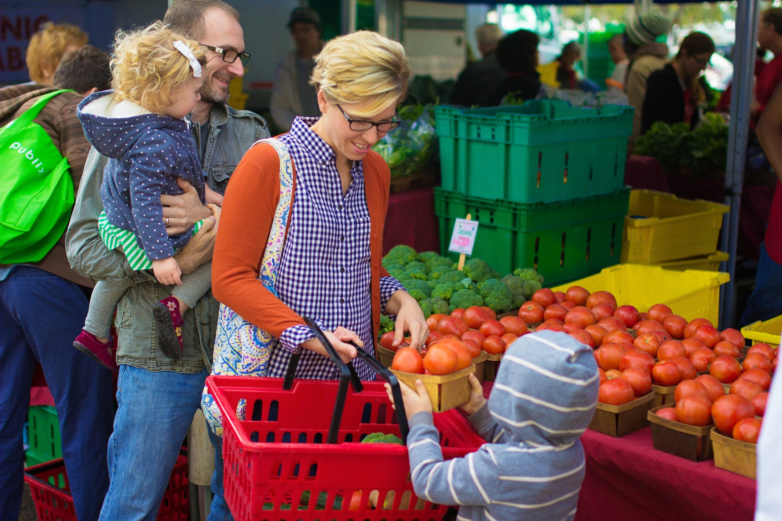 Five Reasons To Shop A Farmer S Market Live Simply