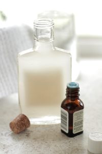 1-DIY-homemade-PH-balanced-astringent-for-face-3