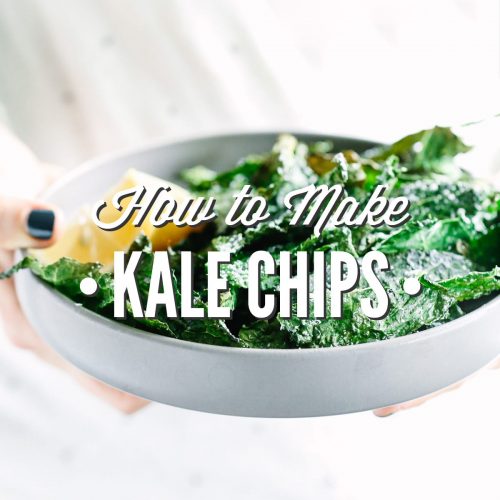 How to Make Kale Chips: Who knew making homemade kale chips could be so easy? Love this recipe!