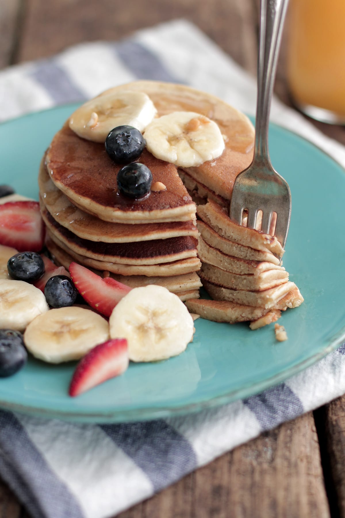 Freezer friendly whole grain banana pancakes in blender. These pancakes are not your average morning stack.