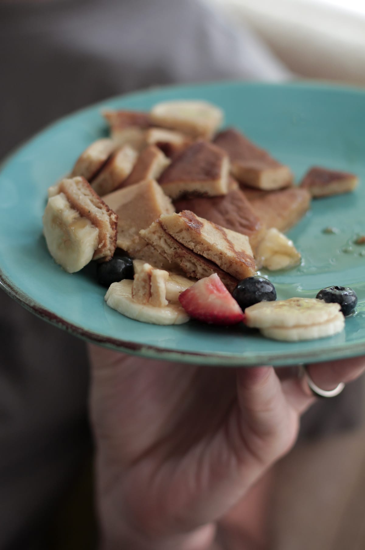 Freezer friendly whole grain banana pancakes in blender. These pancakes are not your average morning stack.