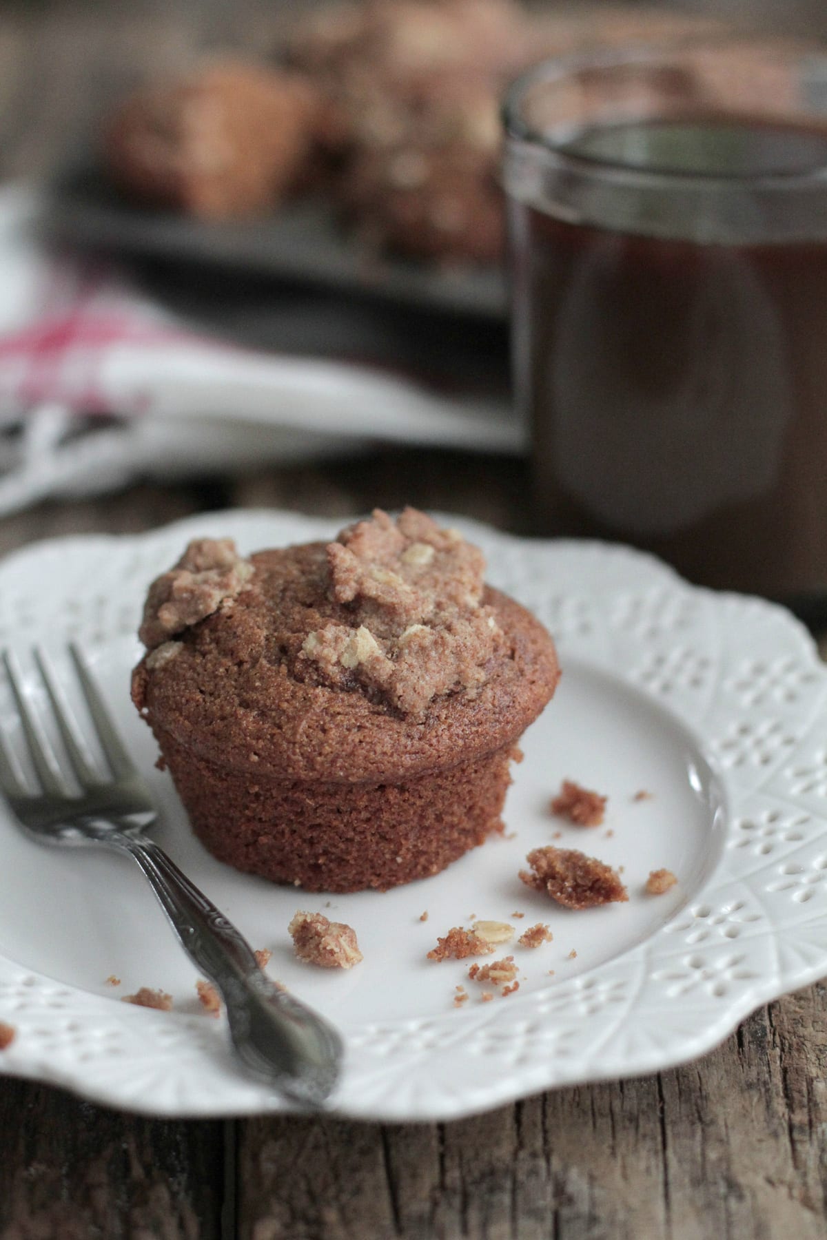 Whole grain pumpkin muffins with oat streusel 