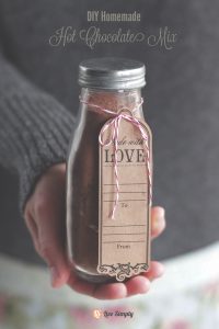 Homemade Hot Chocolate Mix (without refined sugar or milk powder)