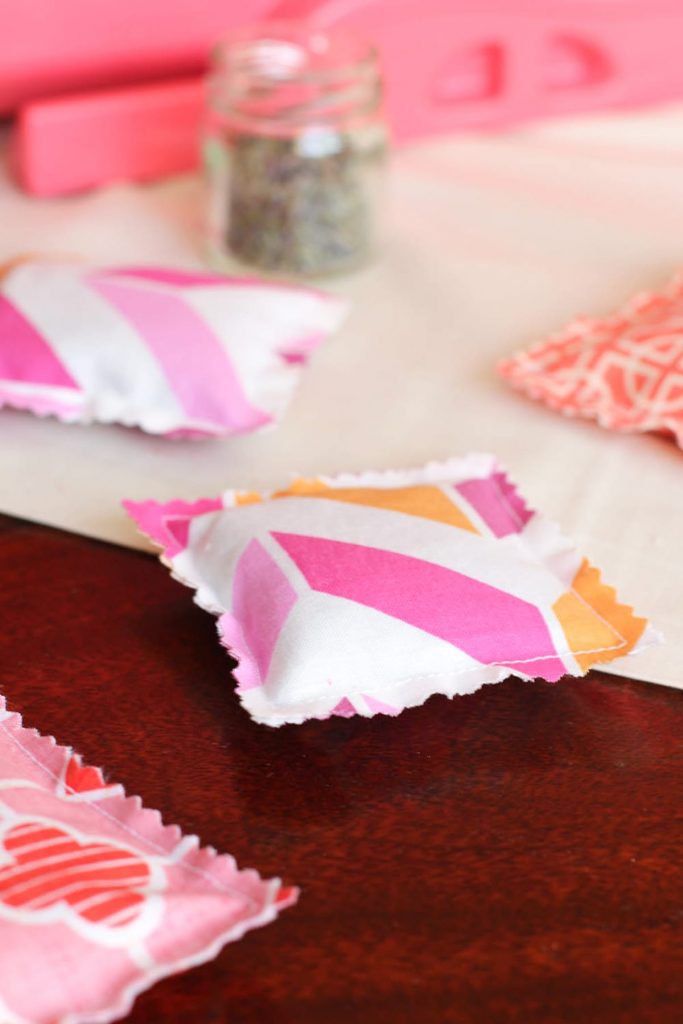 DIY Lavender Sachets: A super easy DIY to help freshen your drawers, and help you sleep!