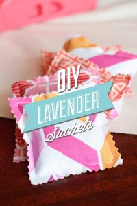 DIY Lavender Sachets: A super easy DIY to help freshen your drawers, and help you sleep!