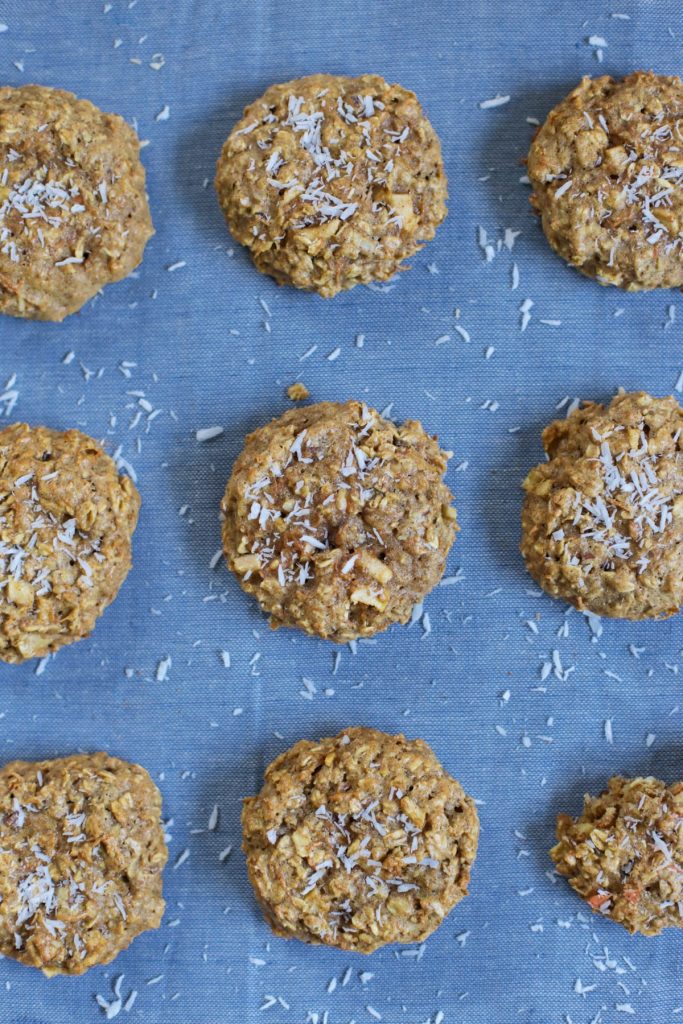 One Bowl Carrot Cake Breakfast Cookies: A healthy breakfast cookie made with oats and whole grain flour the whole family will love!