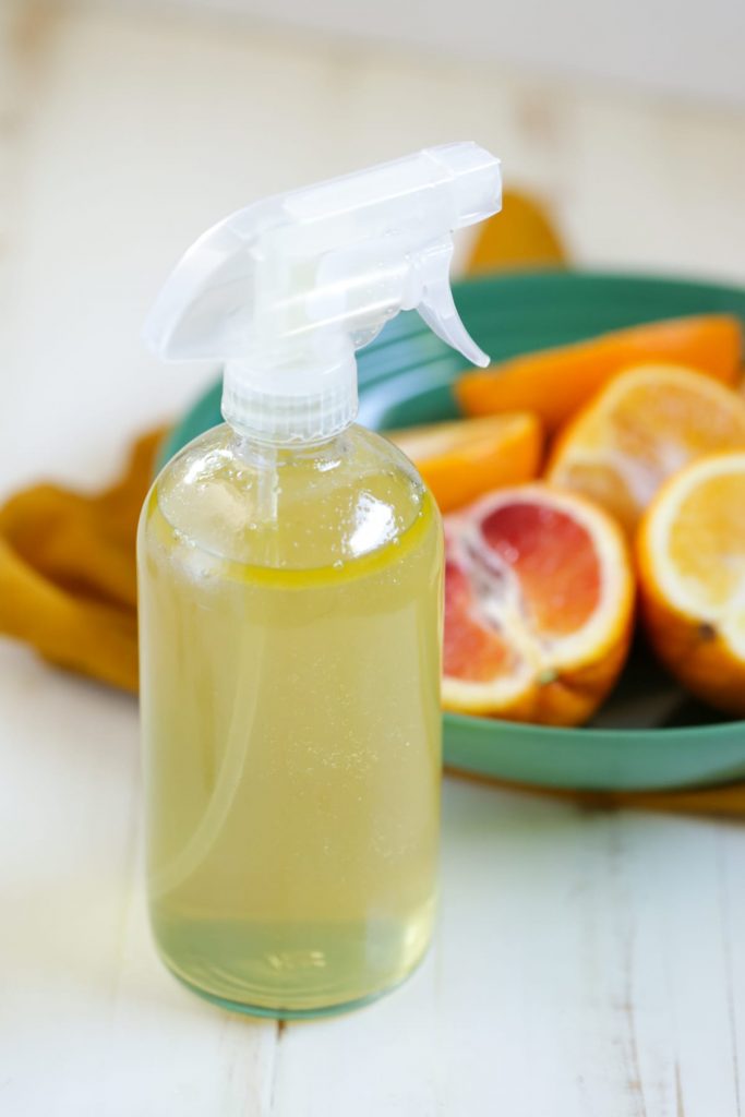 DIY Citrus Air Freshener: A simple 4-ingredient air freshener you can make at home!
