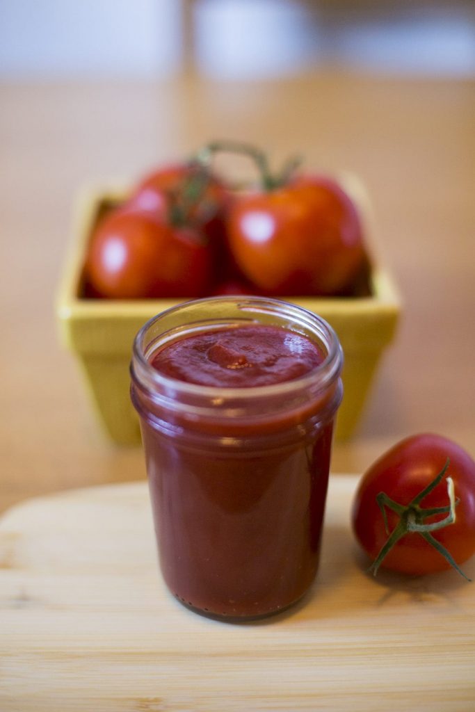 Fresh homemade ketchup without the nasty ingredients or processed sugar! Just place the ingredients in the pan, cook, and blend!