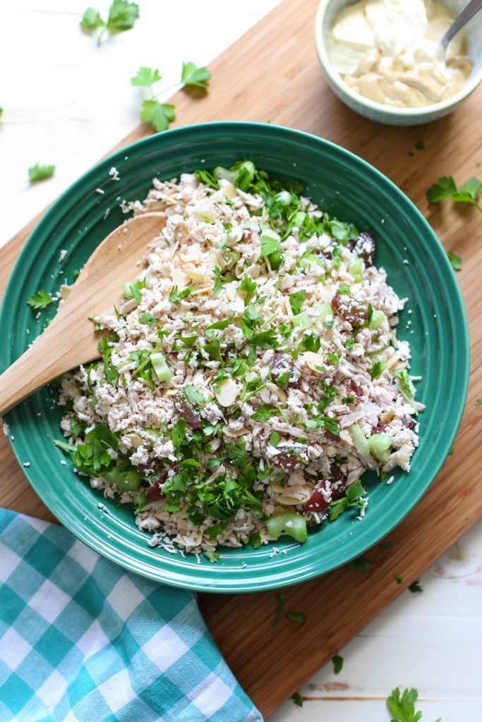 Super easy deli-style chicken salad! This recipe only requires 5 minutes of hands-on time. 100% healthy real food ingredients.