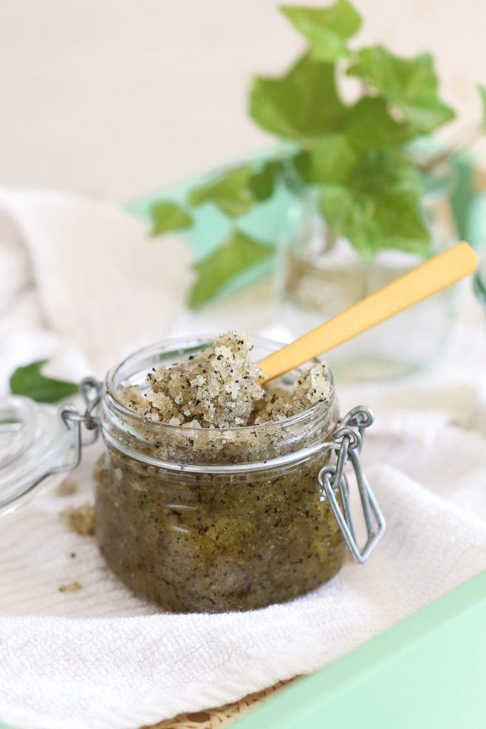 Homemade Green Tea Facial Exfoliator. Who knew a spa experience could be so simple? Four ingredients. Two minutes.