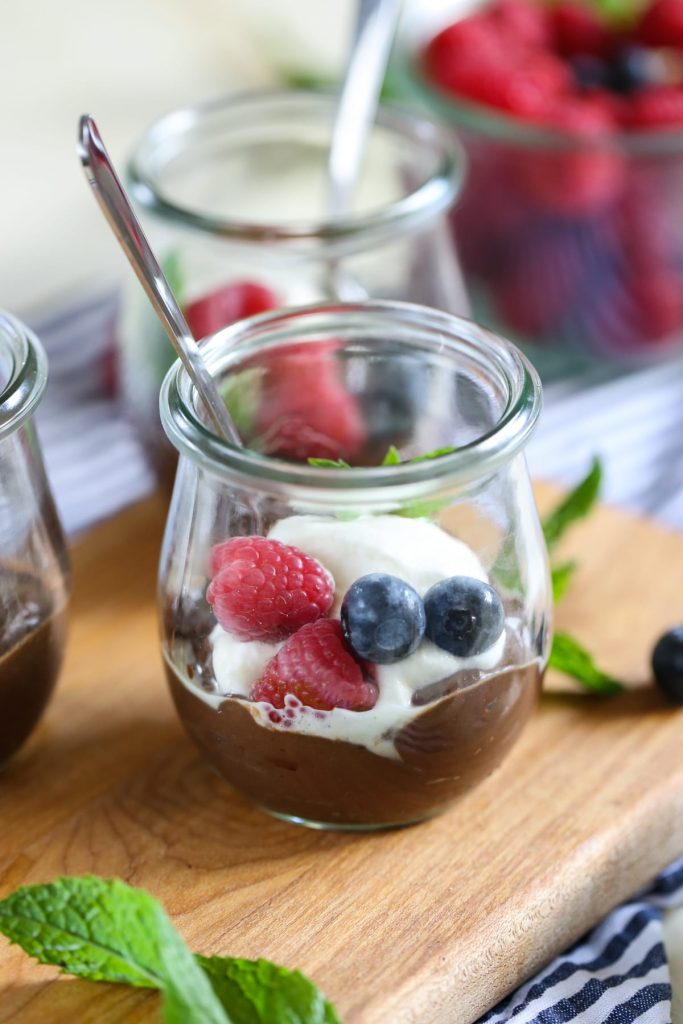 Homemade Chocolate Pudding: rich and decadent! No processed ingredients in this recipe. Plus, you can make this in 60 seconds!!