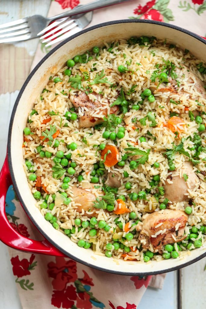 One-pot Rice Cooker Chicken Rice with Vegetables