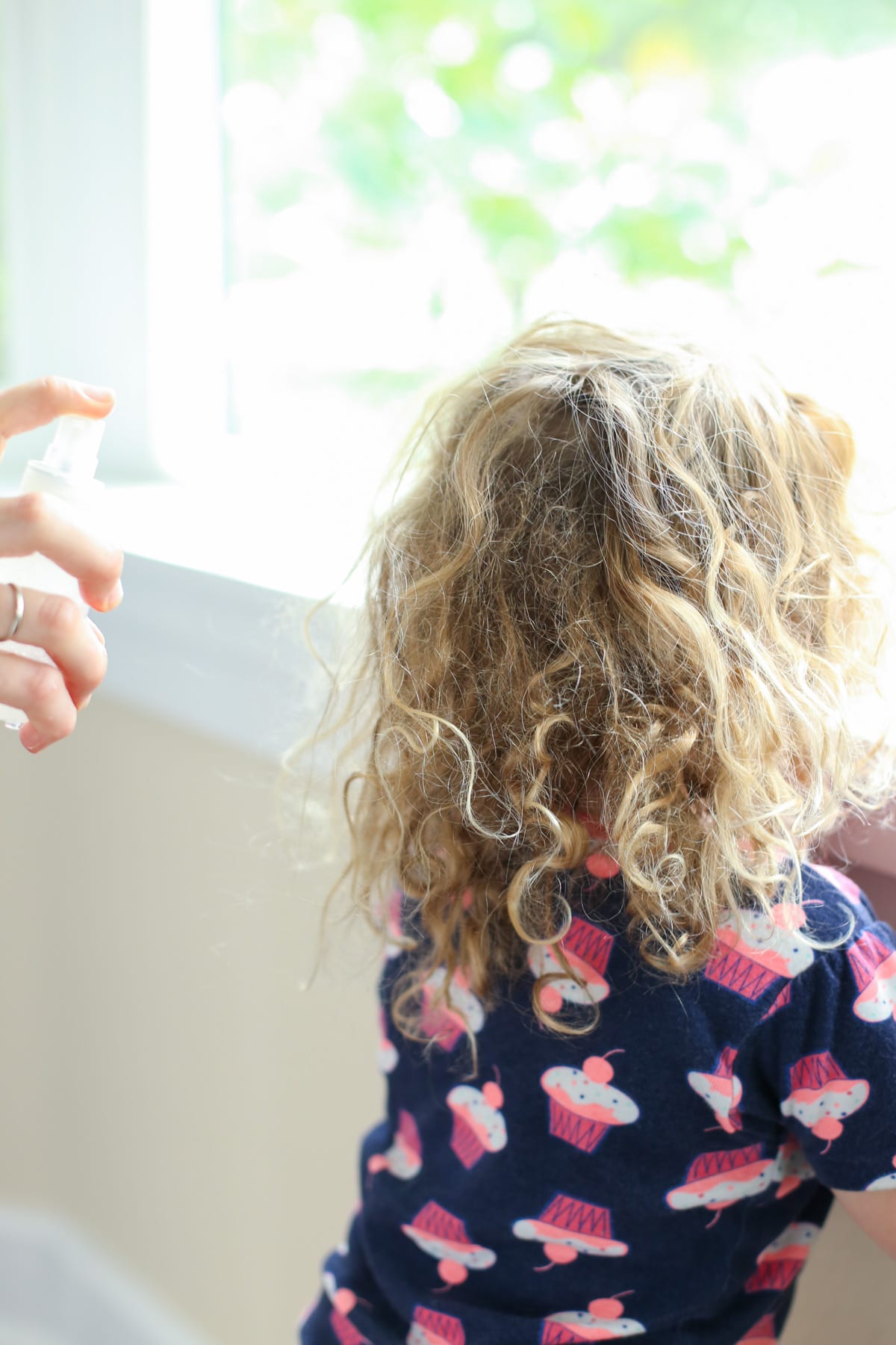 Homemade Leave-In Conditioner Hair Detangler. This stuff works great! ONLY three ingredients!