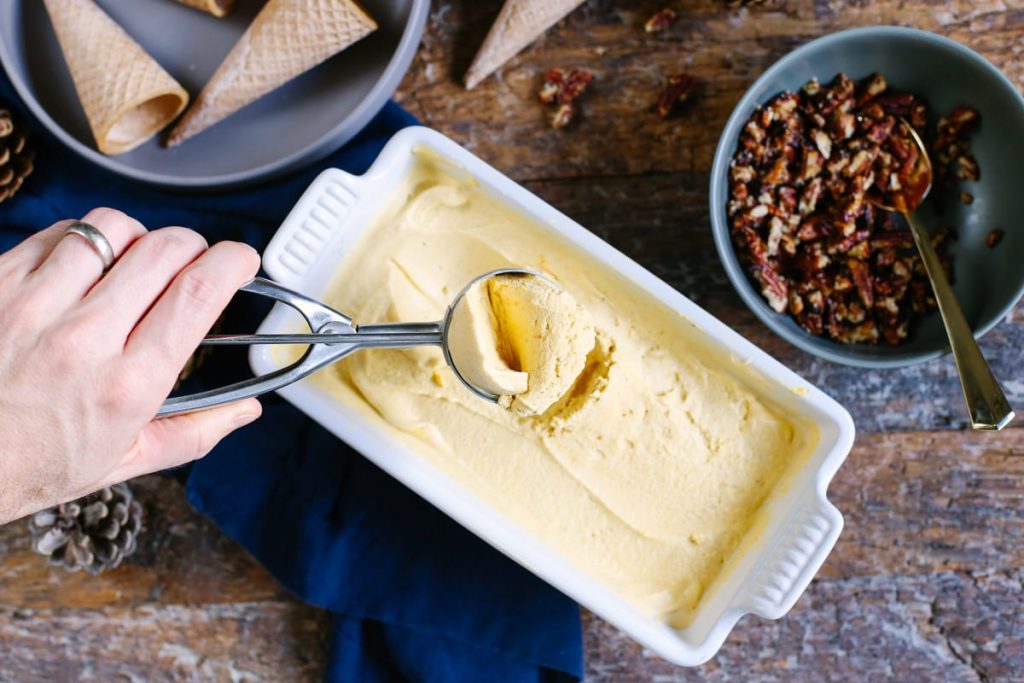 Pumpkin Pie Ice Cream... a great way to send off summer and welcome the amazing tastes of fall!