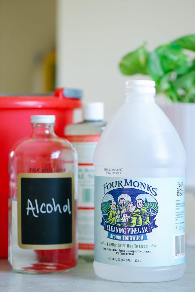 How to Make Homemade Dish Soap With Simple Non-Toxic Ingredients - Nature's  Nurture