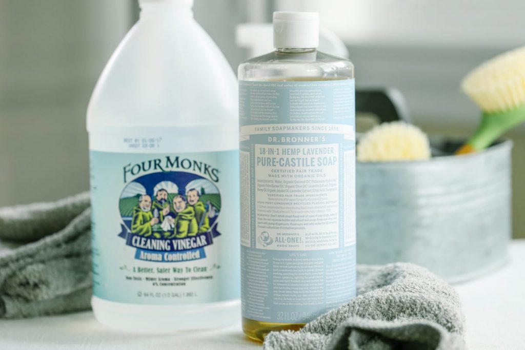 Natural Ingredients to Avoid Combining: Why You Need to Avoid Castile Soap, Vinegar, Baking Soda, and Hydrogen Peroxide!