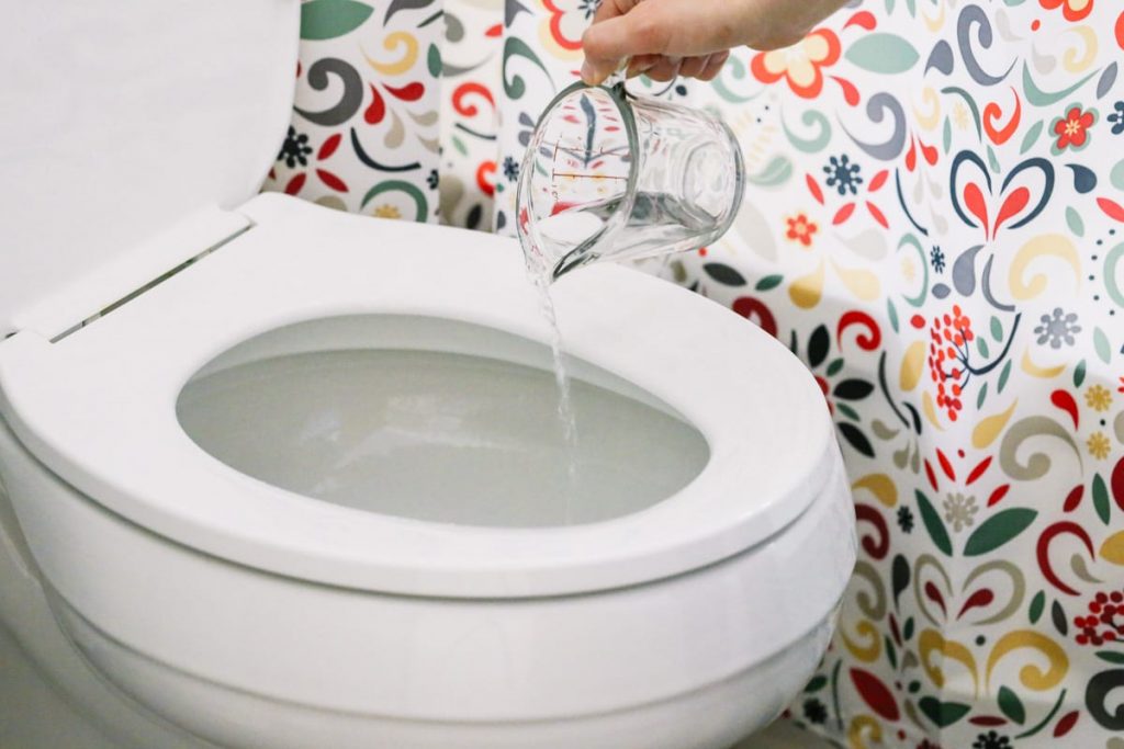 How To Clean and Disinfect A Bathroom