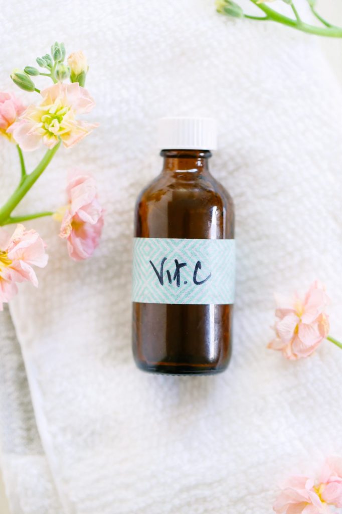 A super simple and affordable homemade vitamin c serum recipe. This recipe works so well! I can't believe the difference it's made on my skin!!