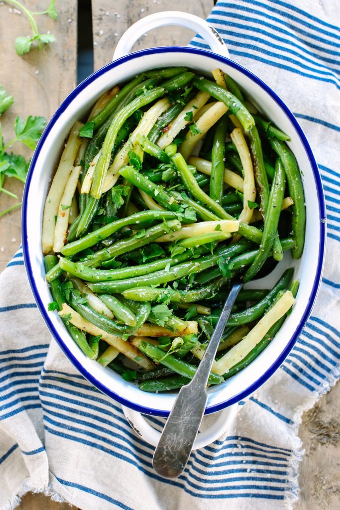 These are simply the BEST green beans EVAH! So simple and easy like dinner should be!