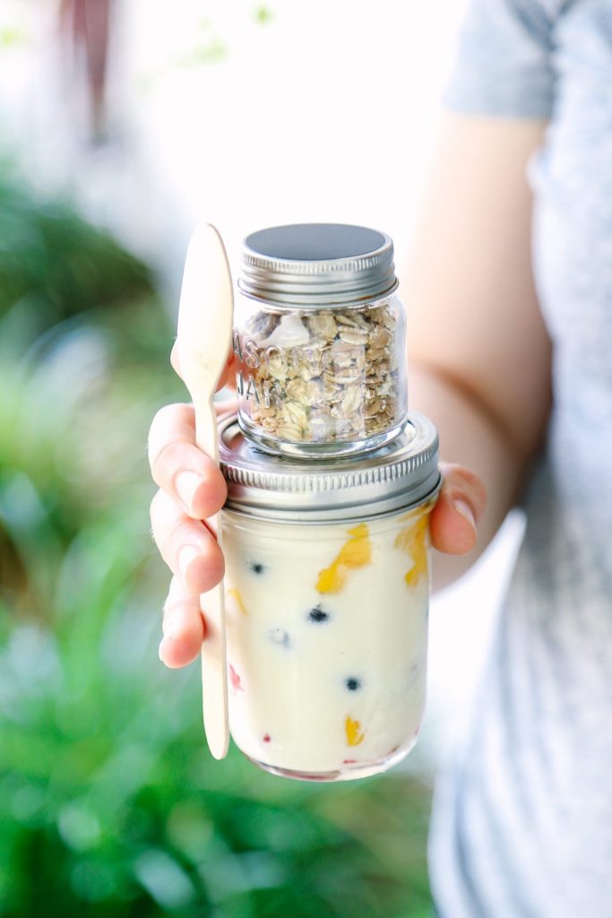 Yes! Healthy and portable real food breakfasts to help get out the door on time.