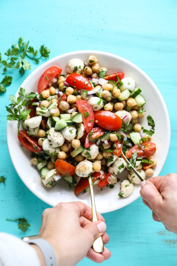 A no-cook chickpea salad recipe that only calls for a few simple ingredients. This salad is a perfect make-ahead lunch or dinner option.