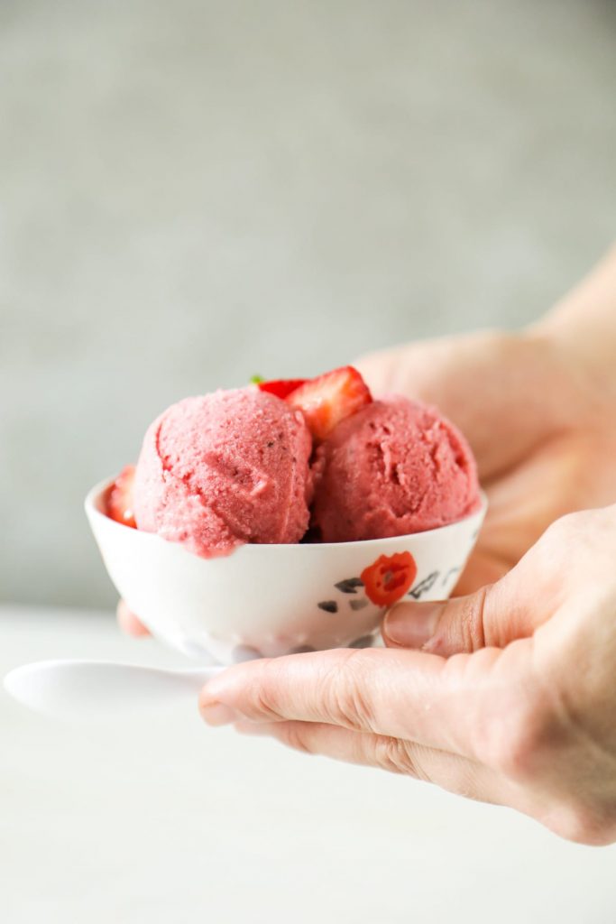 Incredible! Homemade froyo with only five basic, real food ingredients: yogurt, fruit, vanilla extract, honey, and mint (optional, if you don't have any). naturally-sweetened. real food.