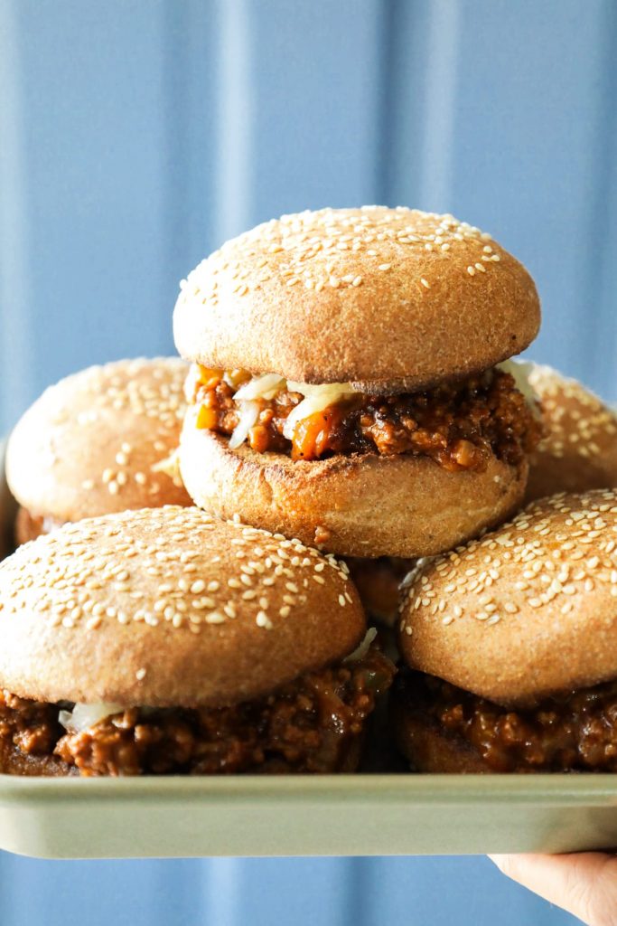 A (homemade) real food sloppy joe recipe that can be made in under 30 minutes. Real, inexpensive meal idea.