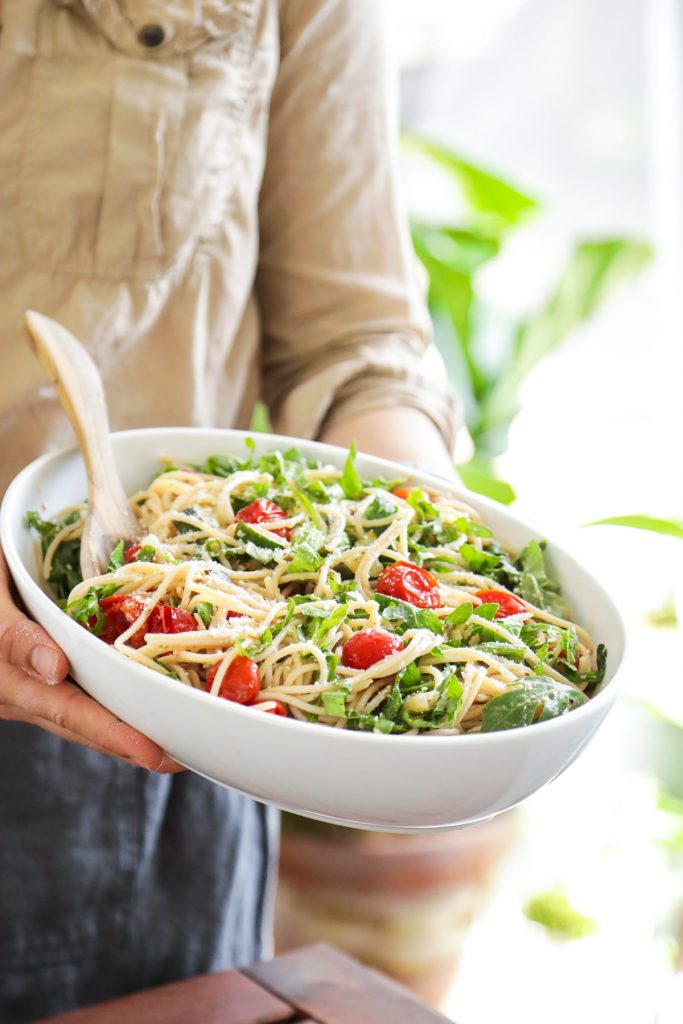 My absolute favorite pasta! This summer pasta with 'burst' tomatoes, zucchini, and arugula is so easy to make. Just cook the veggies and noodles, and mix together.