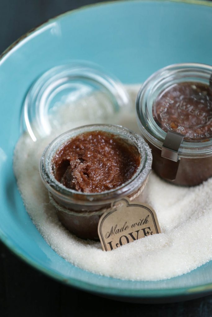 DIY Lip and Hand Scrub: French Toast Style! This stuff is amazing on lips and hands, soothing and moisturizing!!