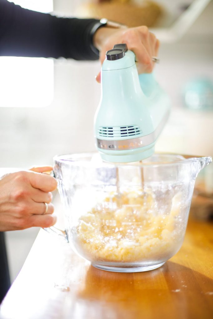 Easy Einkorn Coffee Cake with Cinnamon Streusel