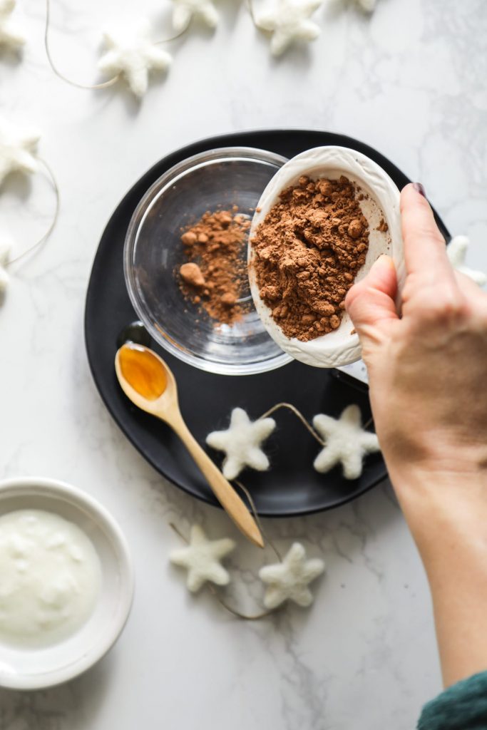 A seasonal face mask made with cacao powder, yogurt, and honey. A hydrating and exfoliating mask that's rich in antioxidants. #diy #homemade #beauty
