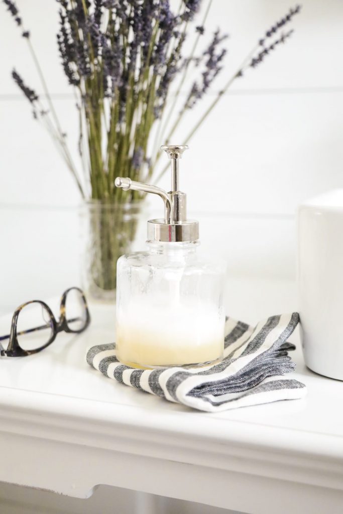 So easy! Basic and customizable face wash recipe.