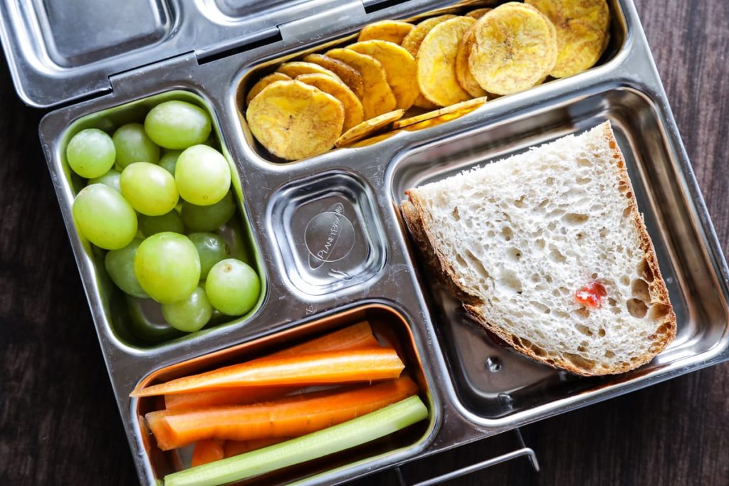 Real Food LunchBox Inspiration! Eating at school doesn't have to be complicated. Just stick to nourishing, unprocessed, real food that your kids will love and will eat.