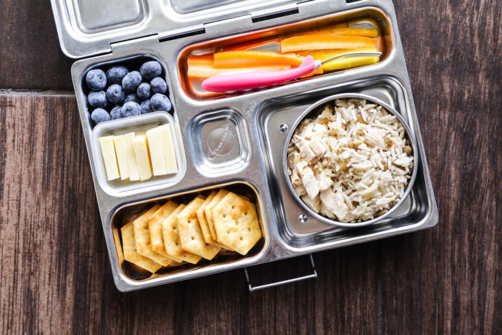 Real Food LunchBox Inspiration! Eating at school doesn't have to be complicated. Just stick to nourishing, unprocessed, real food that your kids will love and will eat.