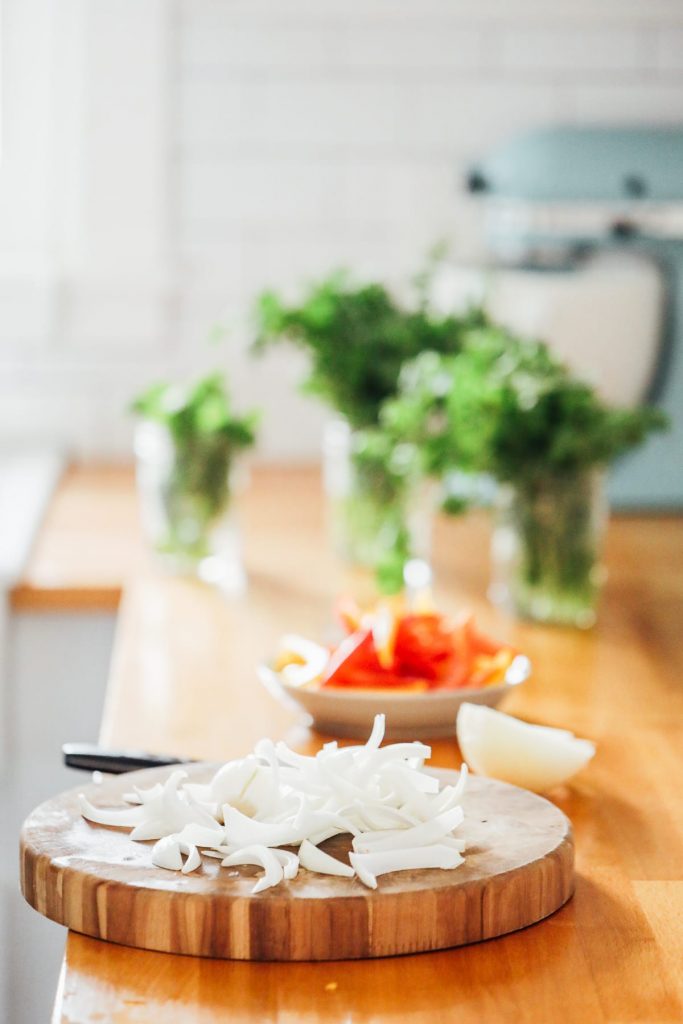 One-Skillet Sizzling Chicken Veggie Fajitas (Meal Prep Option)