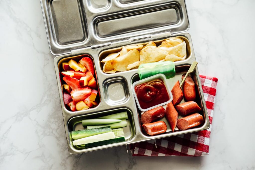 How to simplify packing school lunch with a rotational meal plan. How to create a rotational meal plan and use this list to build nourishing lunches.