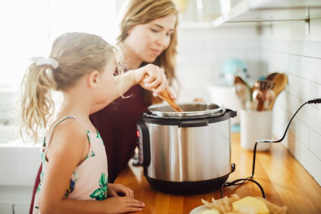 Si vous vous sentez légèrement dépassé par l'idée de passer des aliments transformés à un mode de vie basé sur les vrais aliments, l'épisode de podcast d'aujourd'hui est pour vous.