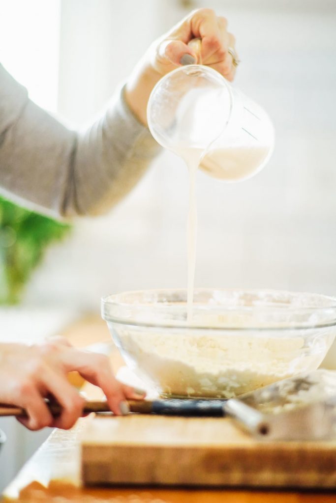 Easy to make homemade biscuits made ancient einkorn flour. These biscuits are perfectly fluffy and also delightfully flaky. 