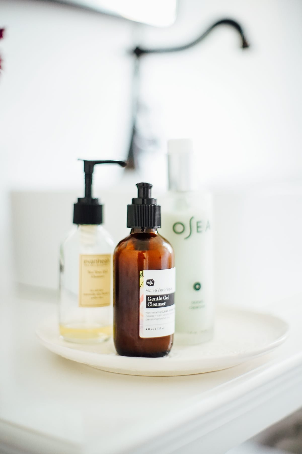 13 Best Natural & Organic Skincare Products - Non-Toxic and