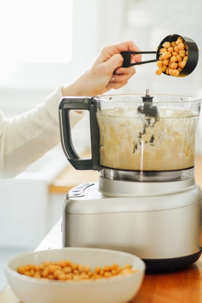 Homemade Hummus Made in the Instant Pot