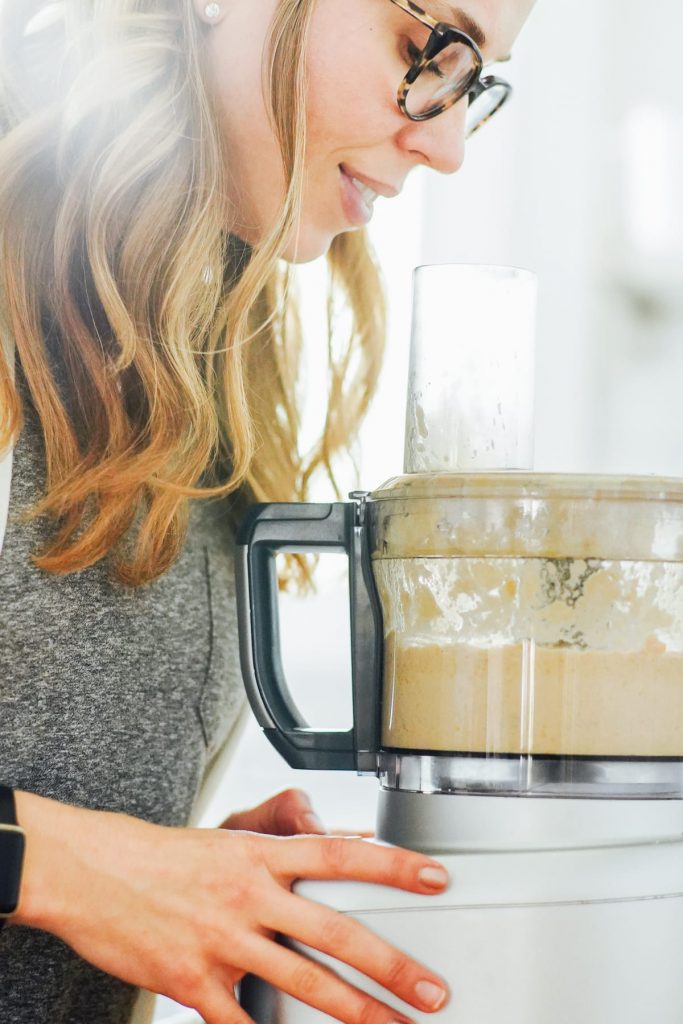 Homemade Hummus Made in the Instant Pot