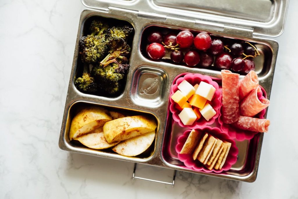 Healthy Lunch Idea: Homemade Lunchable 