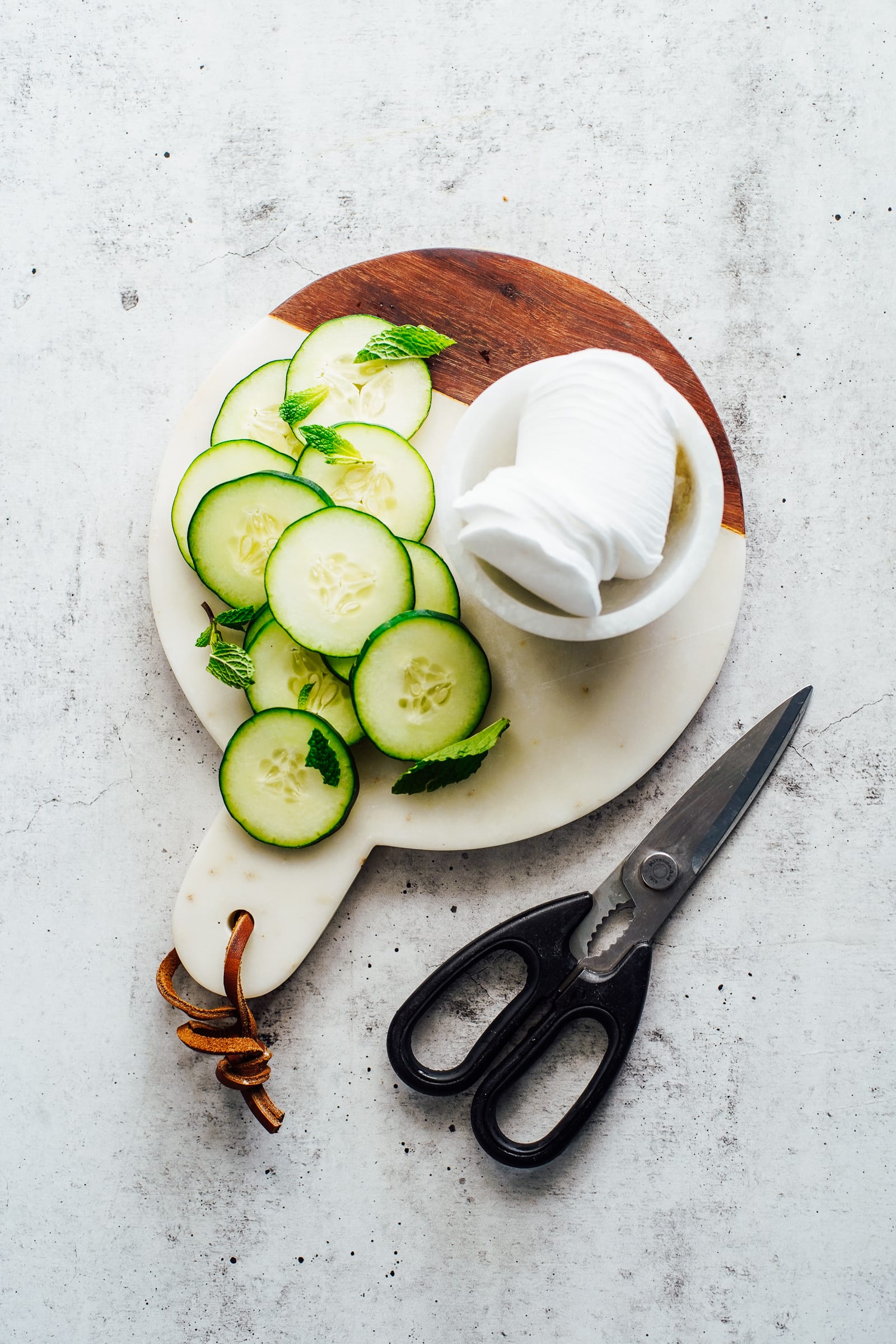 Homemade Cooling Eye Masks (For Puffy Eyes) Live Simply