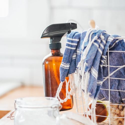 glass spray bottle for making homemade cleaners