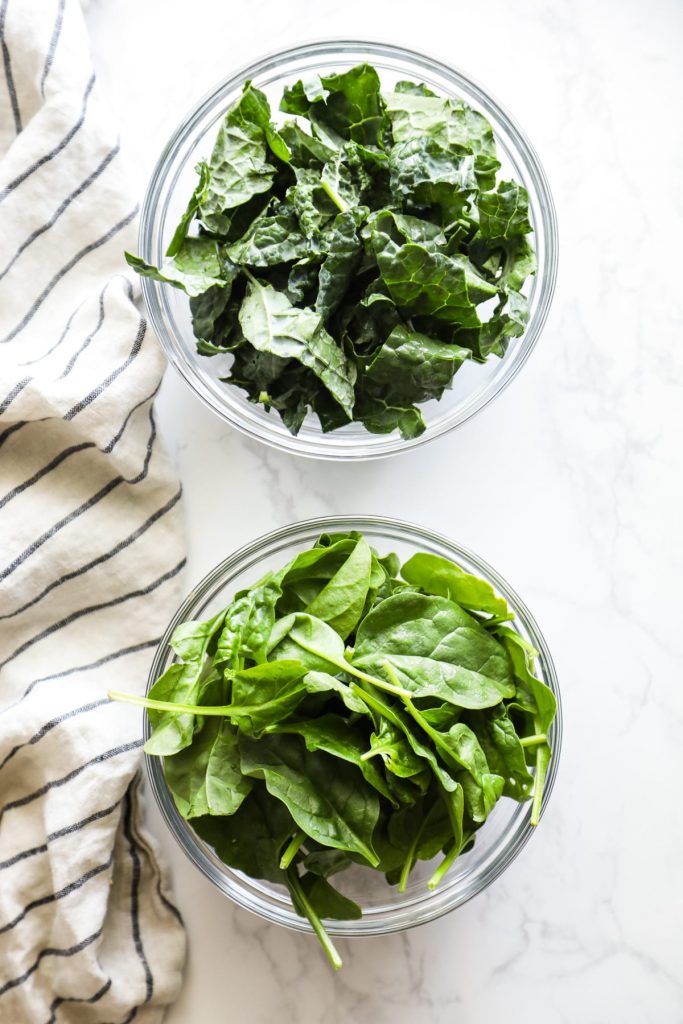 adding leafy greens to smoothies