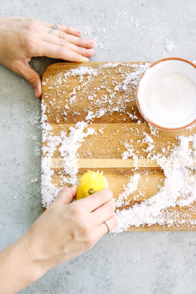 how to clean cutting board