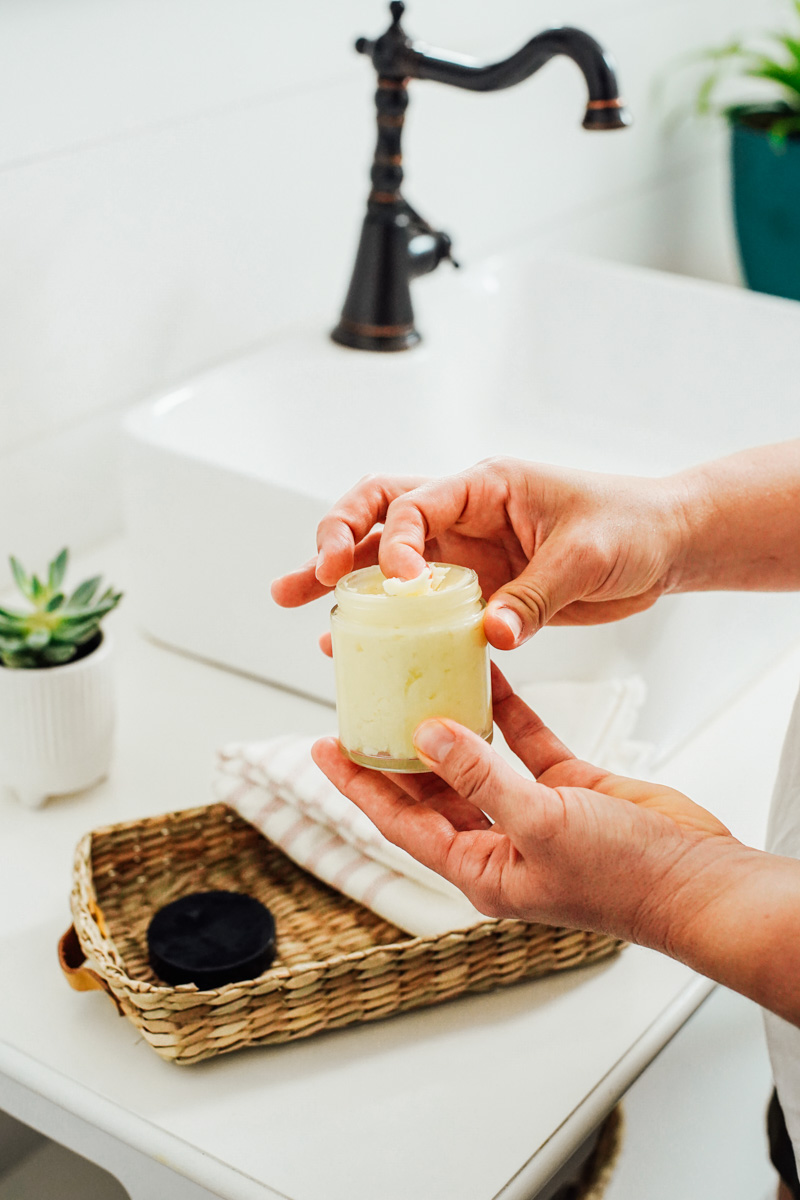 Homemade Shea Butter Lotion (Non Greasy Without Coconut Oil)