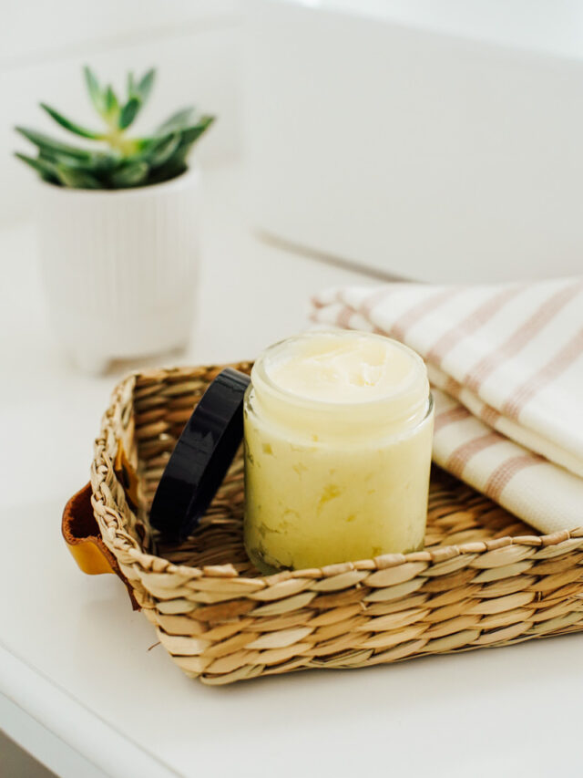 How to Make Shea Butter Lotion (Non-Greasy)