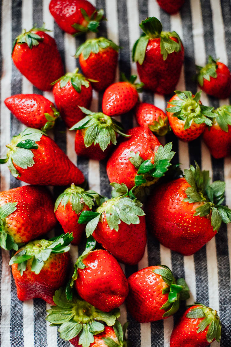 How to Freeze Fresh Strawberries in 3 Easy Steps